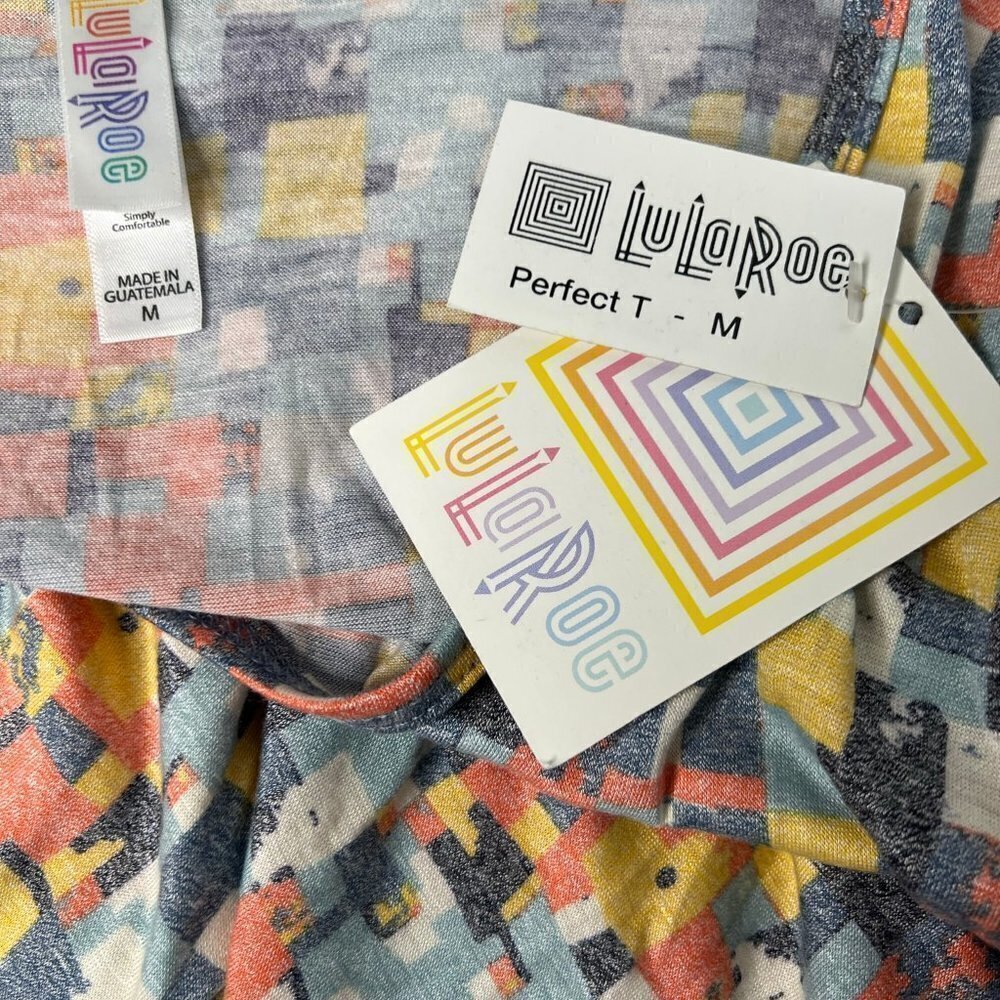 LuLaRoe Perfect T Shirt Size M - Picture 2 of 5